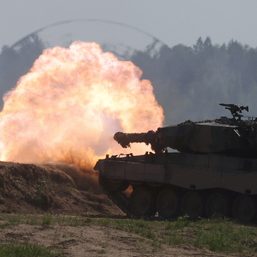 Poland signals intent to send Leopard tanks to Ukraine