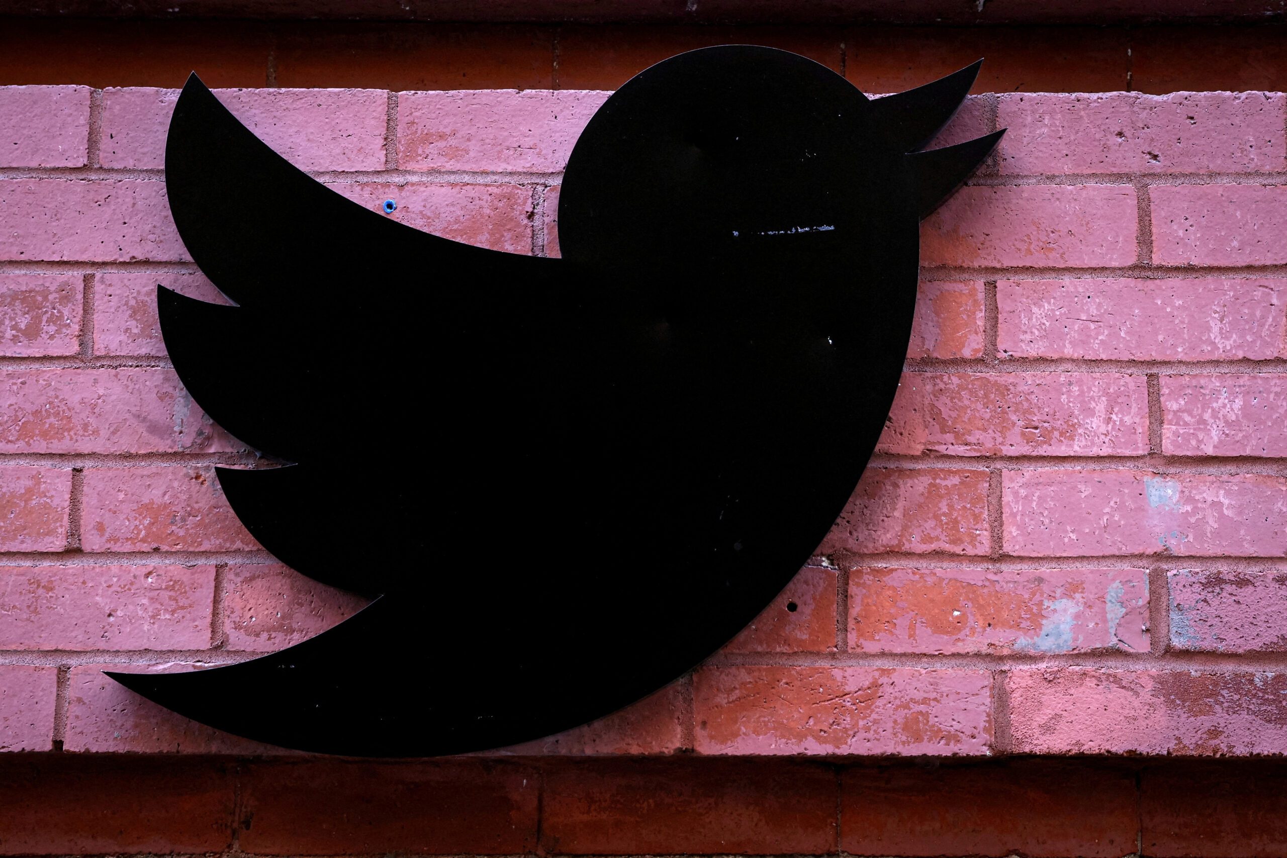 Over 500 advertisers have paused spending on Twitter – The Information