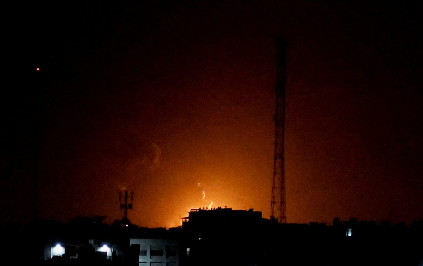 Israel hits Gaza after rocket fire despite US appeal for calm