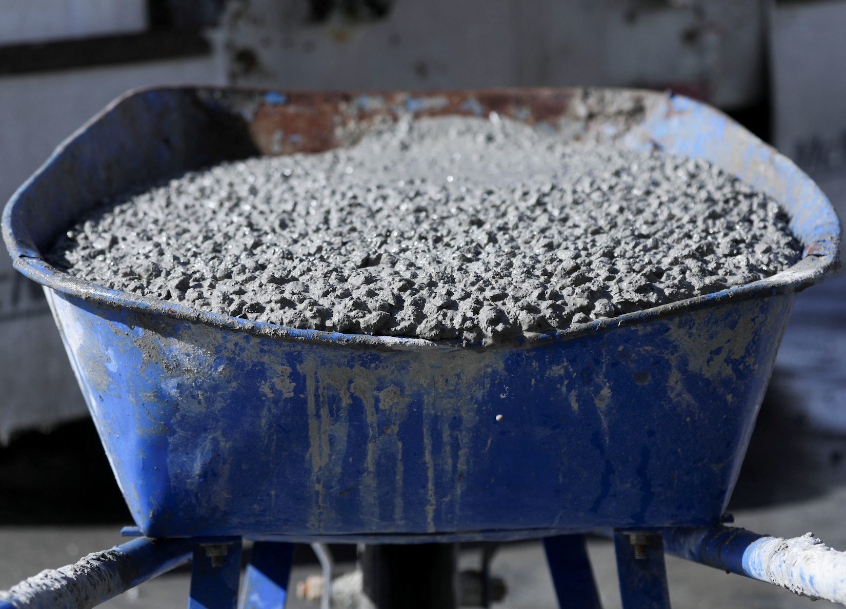 Concrete traps CO2 soaked from air in climate-friendly test