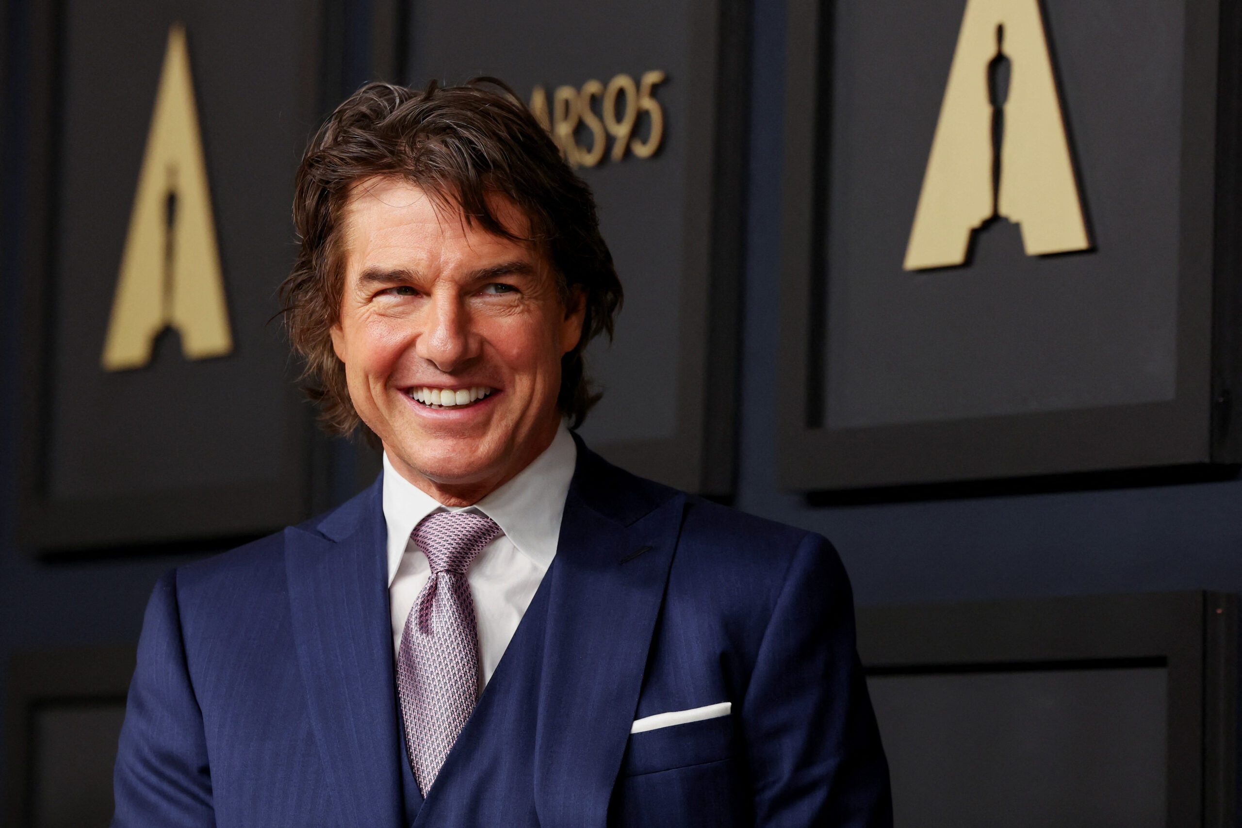 Hollywood producers honor Tom Cruise and ‘Everything Everywhere All At Once’