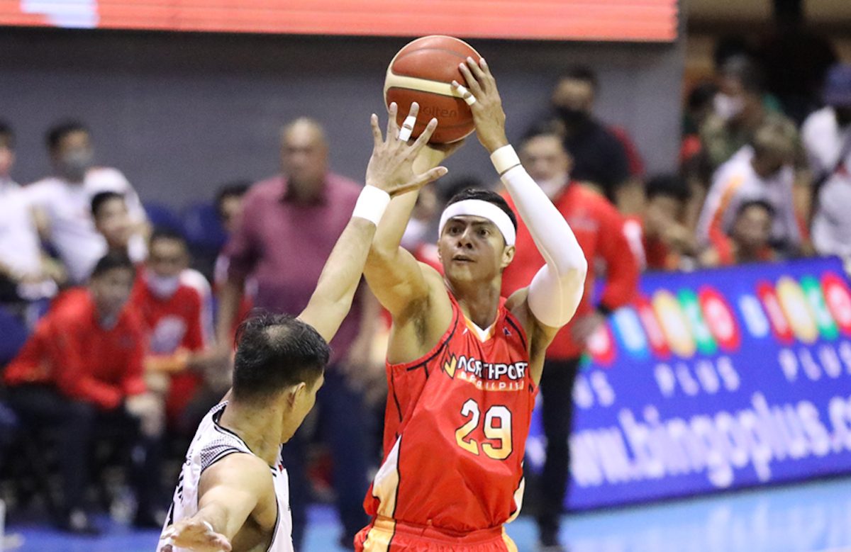 Arwind Santos takes on motivator role in NorthPort return after injury layoff