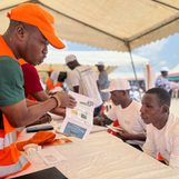 Ivory Coast gives cocoa farmers electronic cards to track beans, ensure fair price