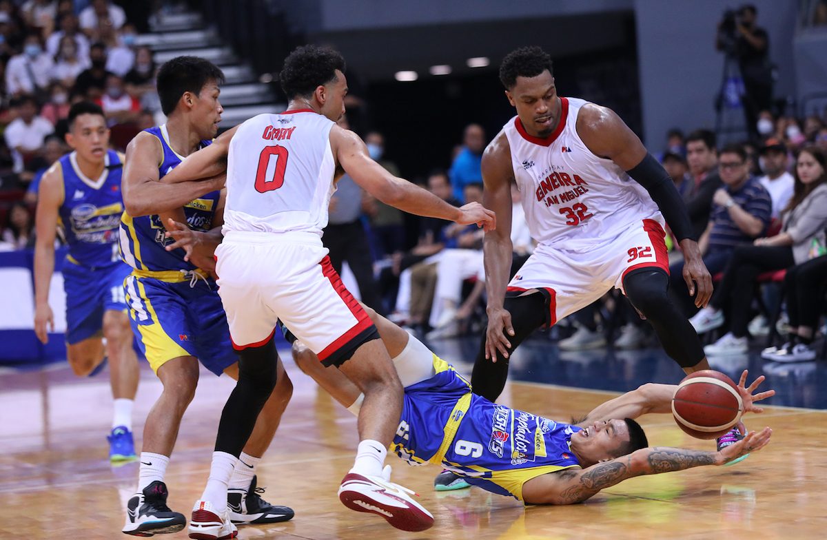 Hester flirts with triple-double as Magnolia crushes Ginebra in Clasico beatdown