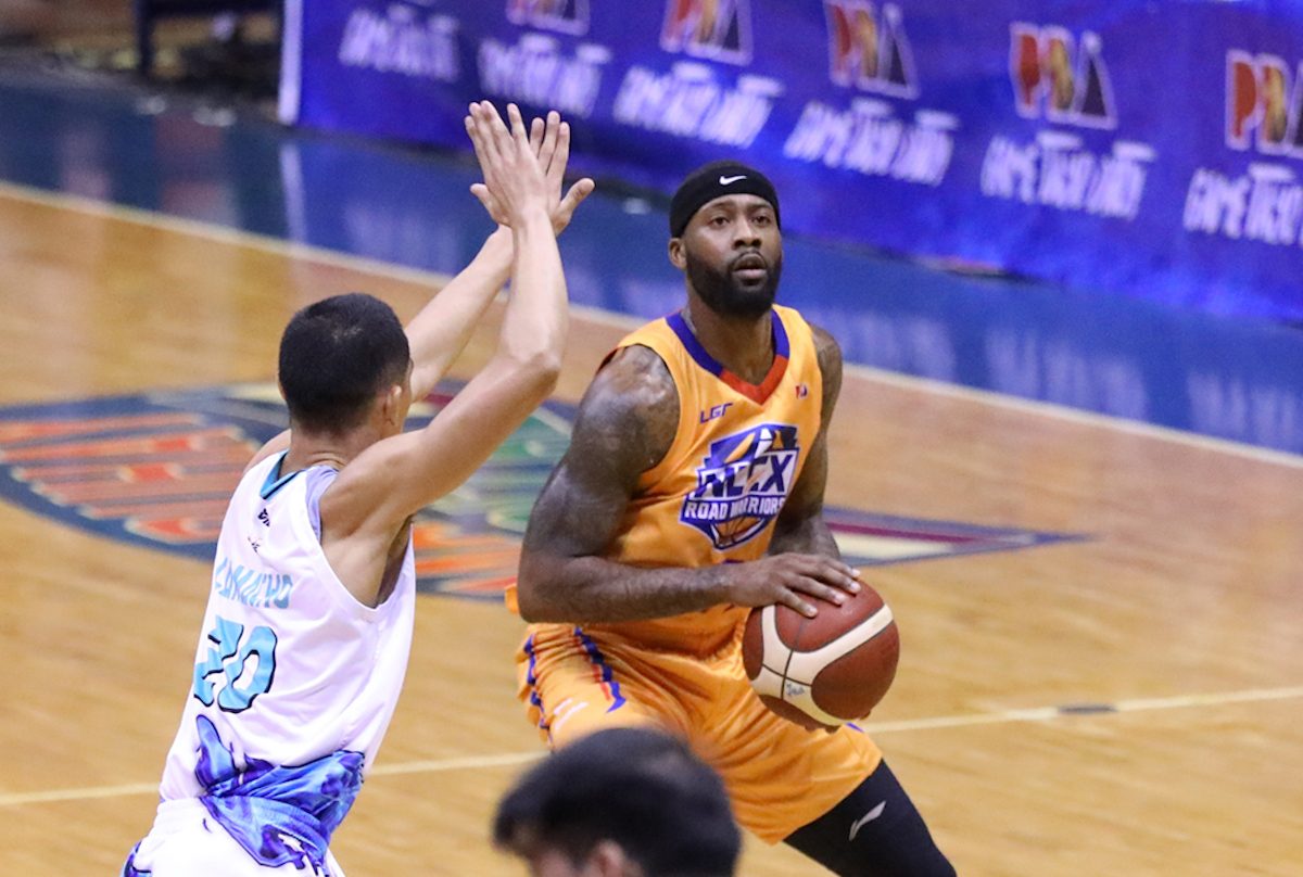 Simmons lives up to promise, leaves NLEX with unbeaten record after win vs Phoenix