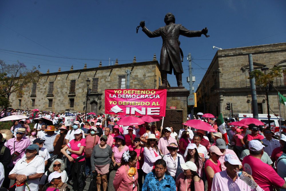 Mexicans turn out in droves to protest electoral overhaul, see democracy at risk