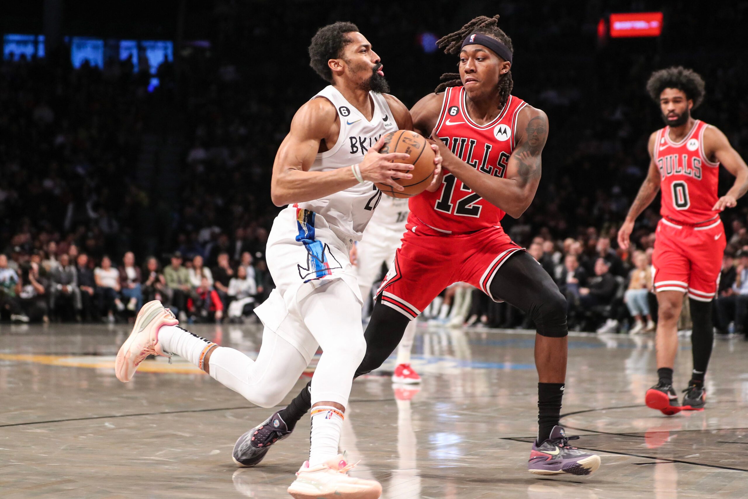 After trading stars, Nets lean on returning Dinwiddie to beat Bulls