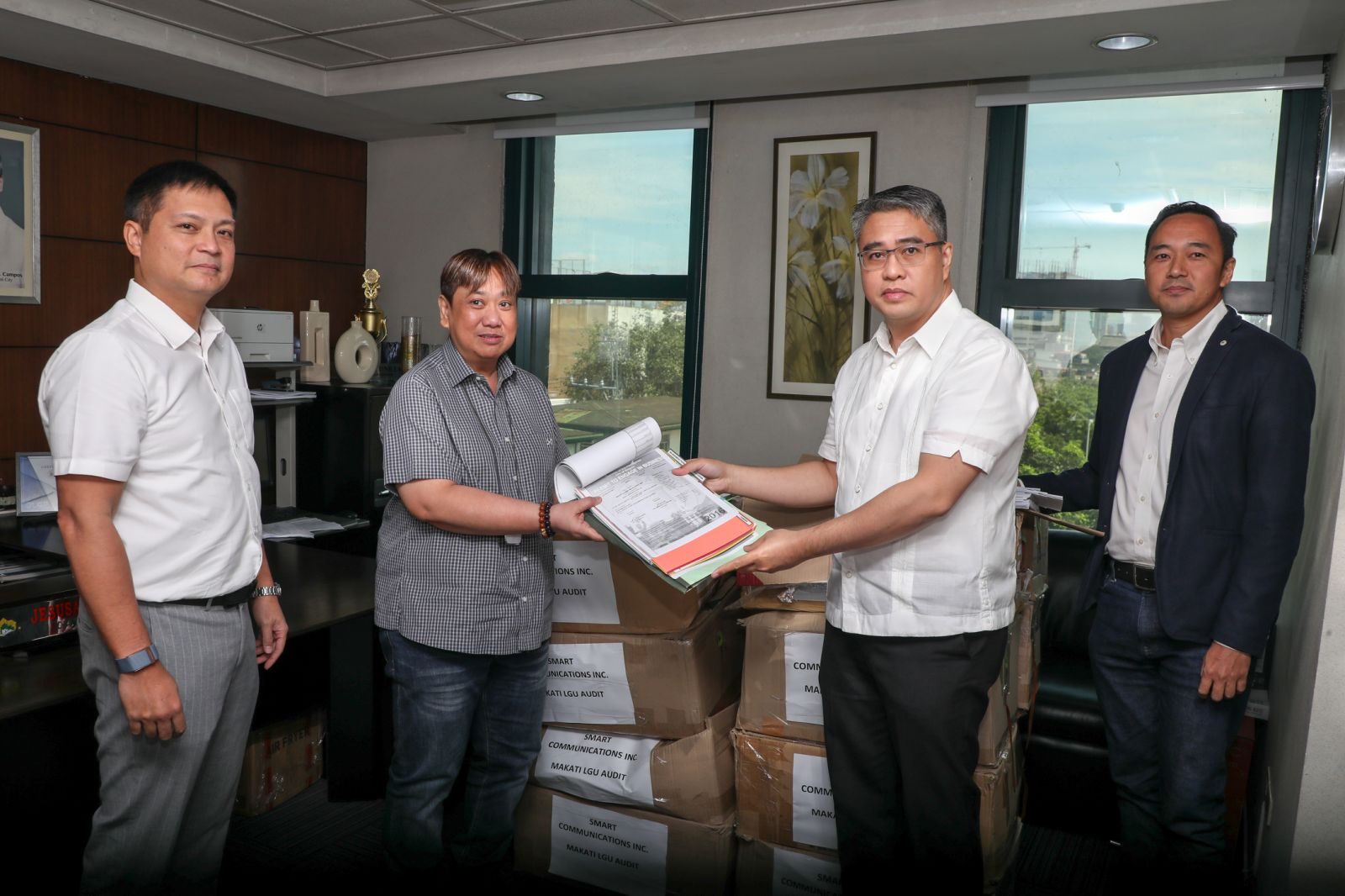 Beginning of the end of closure drama? Smart submits documents to Makati execs