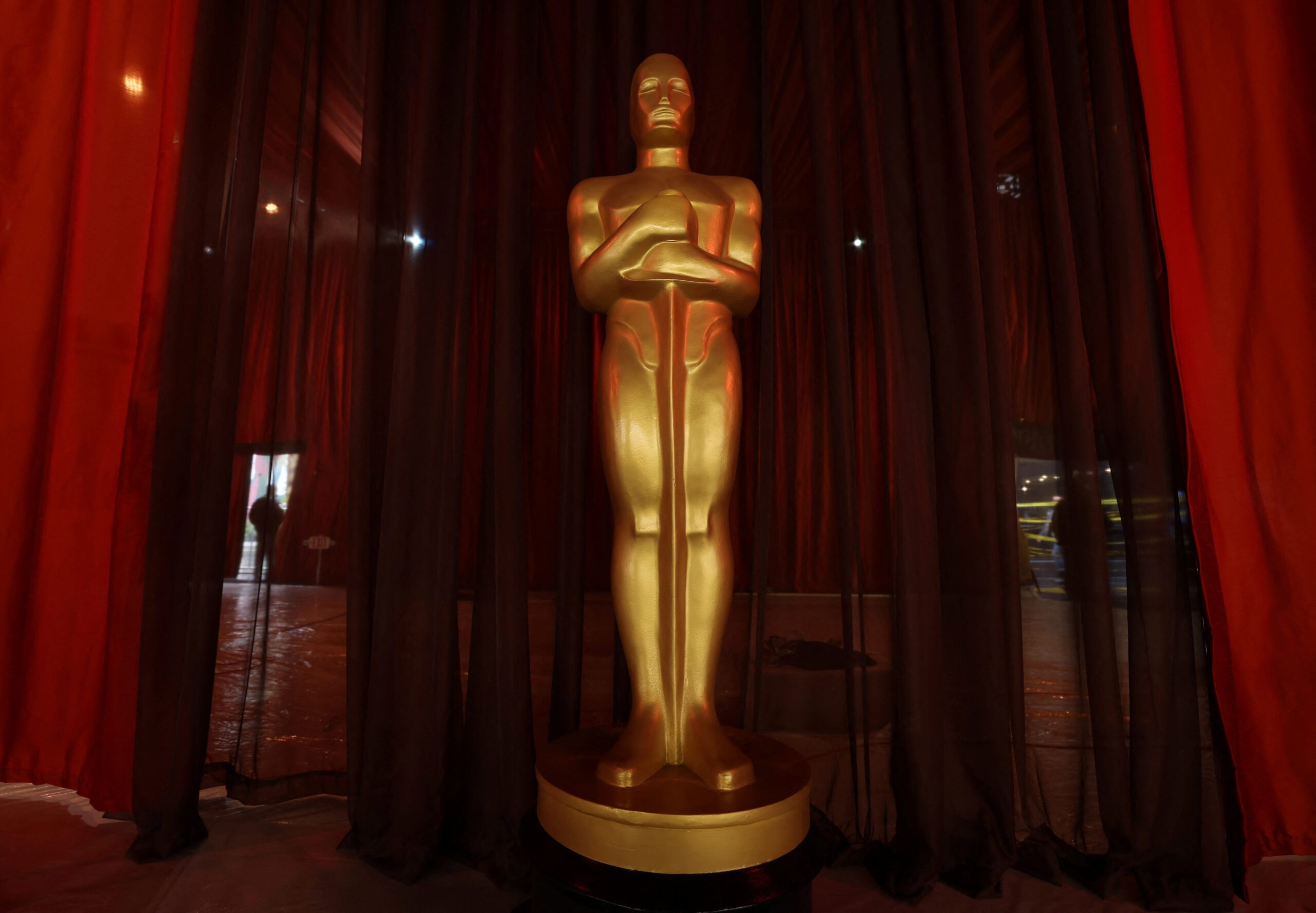 Champagne carpet and crisis team ready for Oscars 2023 celebration