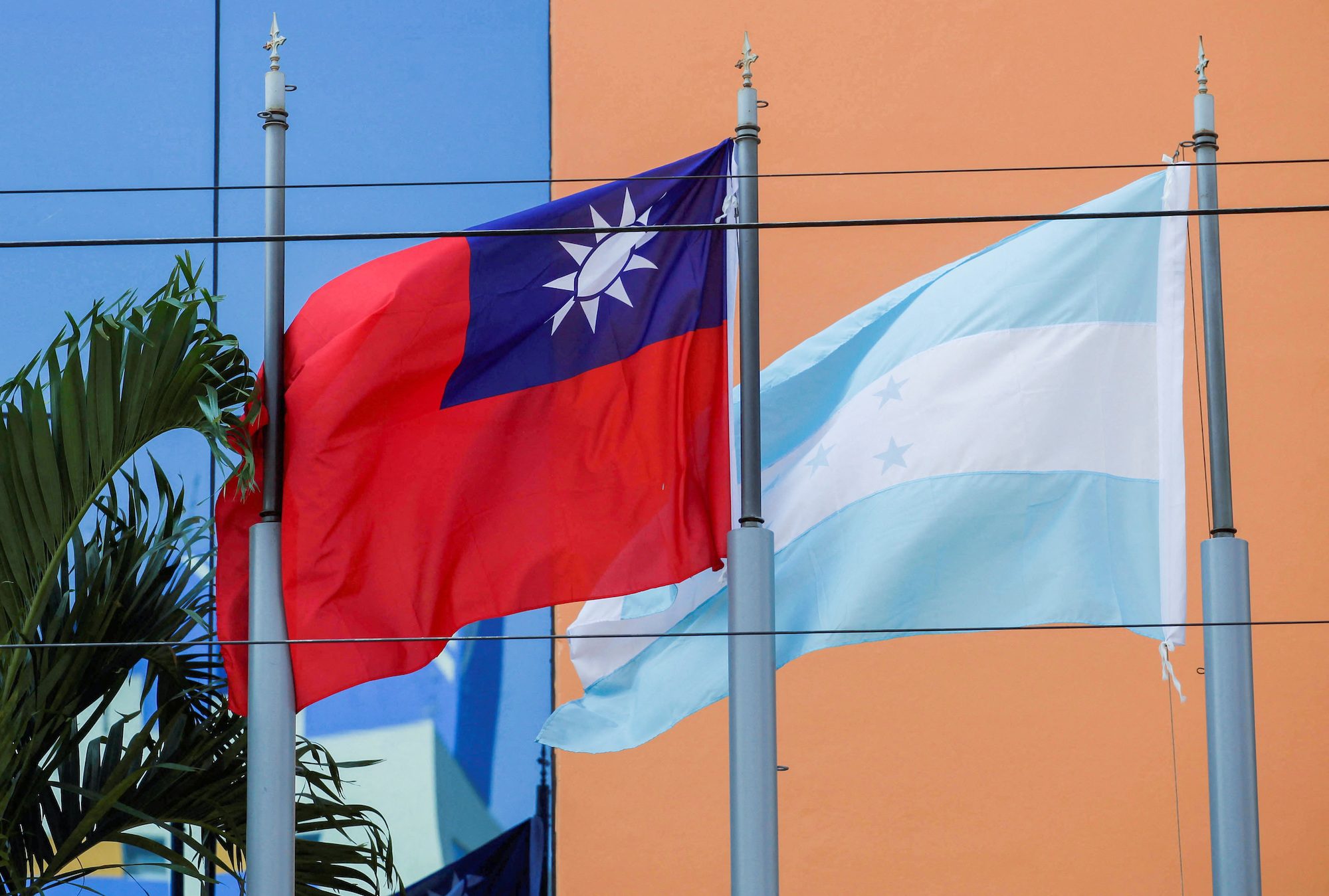 Taiwan warns Honduras against ‘poison’ of aid from China