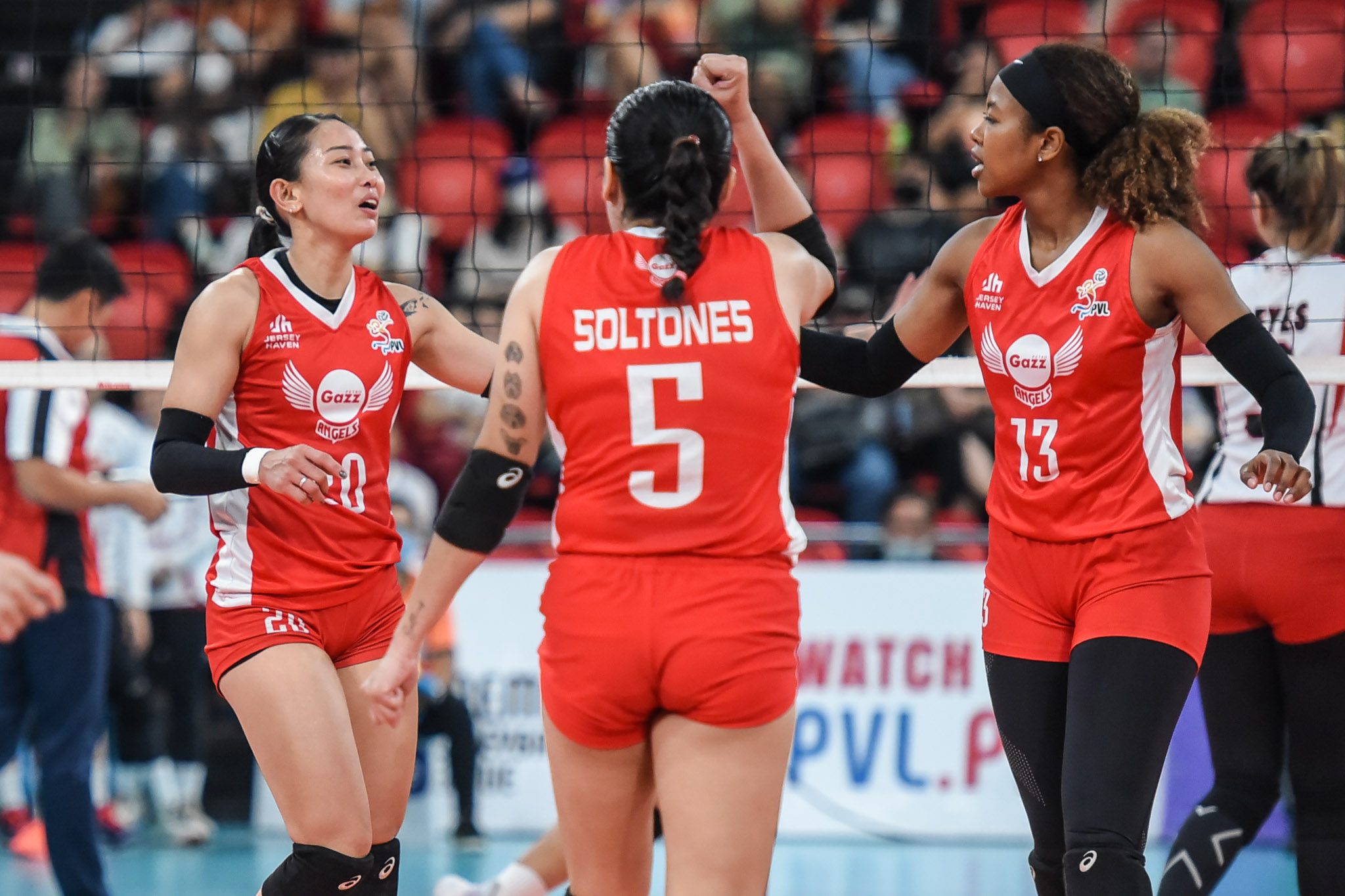 Jonah Sabete leads late Petro pullaway over PLDT, moves to cusp of PVL finals