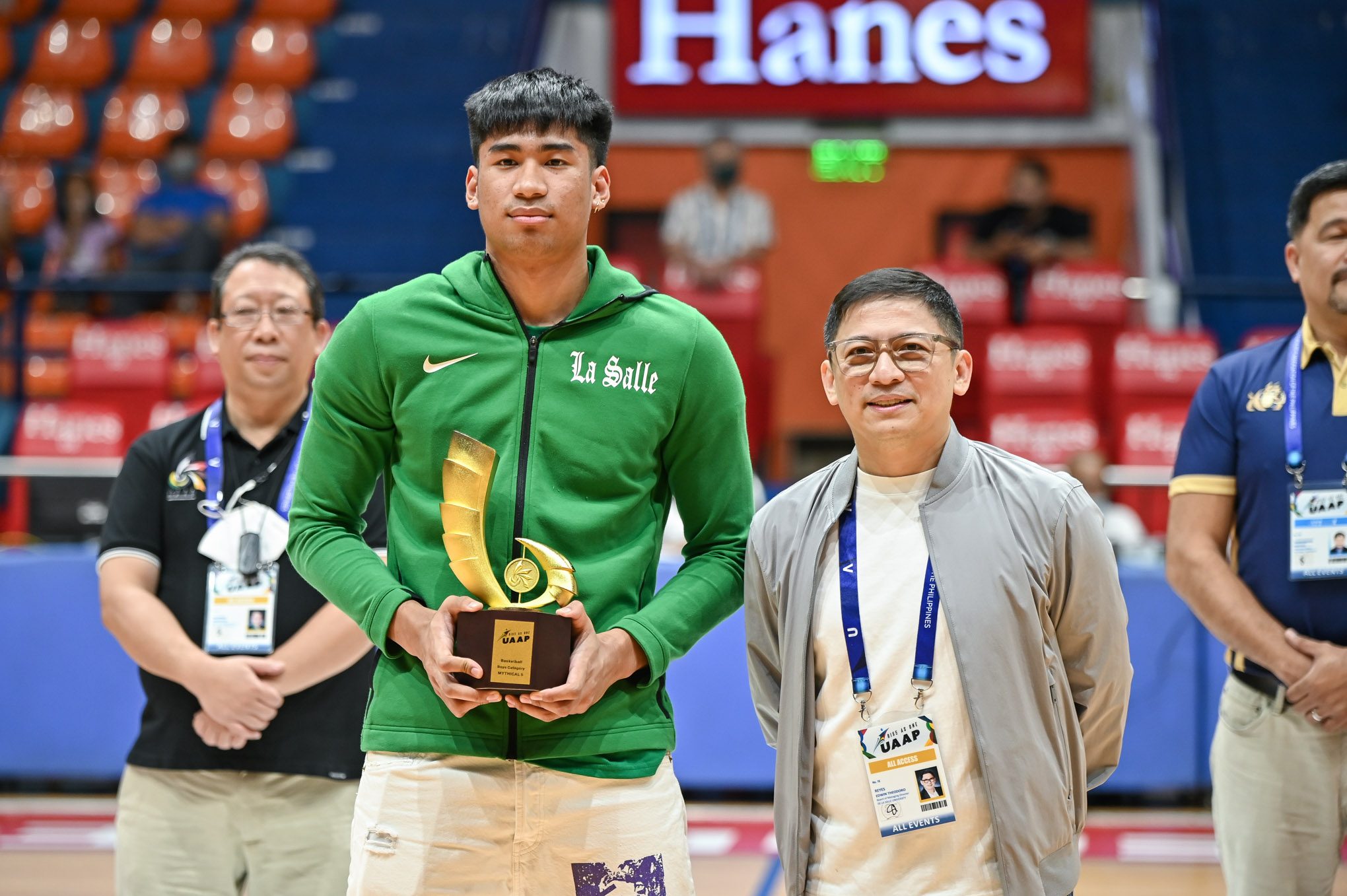 UAAP double-double machine Rhyle Melencio stays with La Salle for college