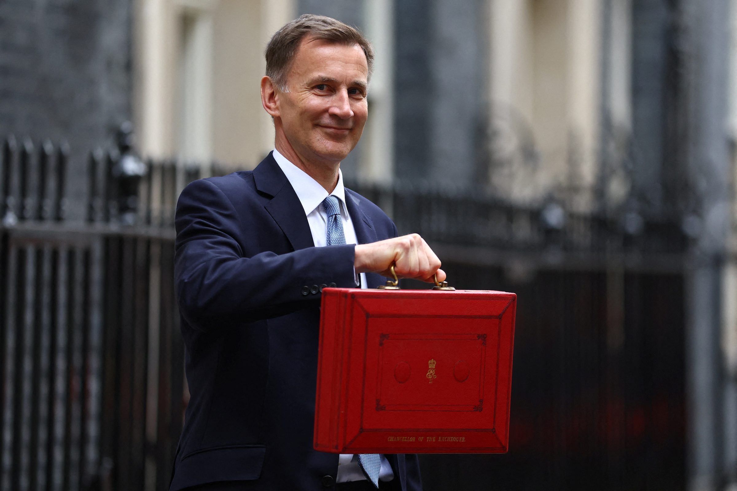 UK budget: Hunt tries to jolt economy with childcare, pension reforms