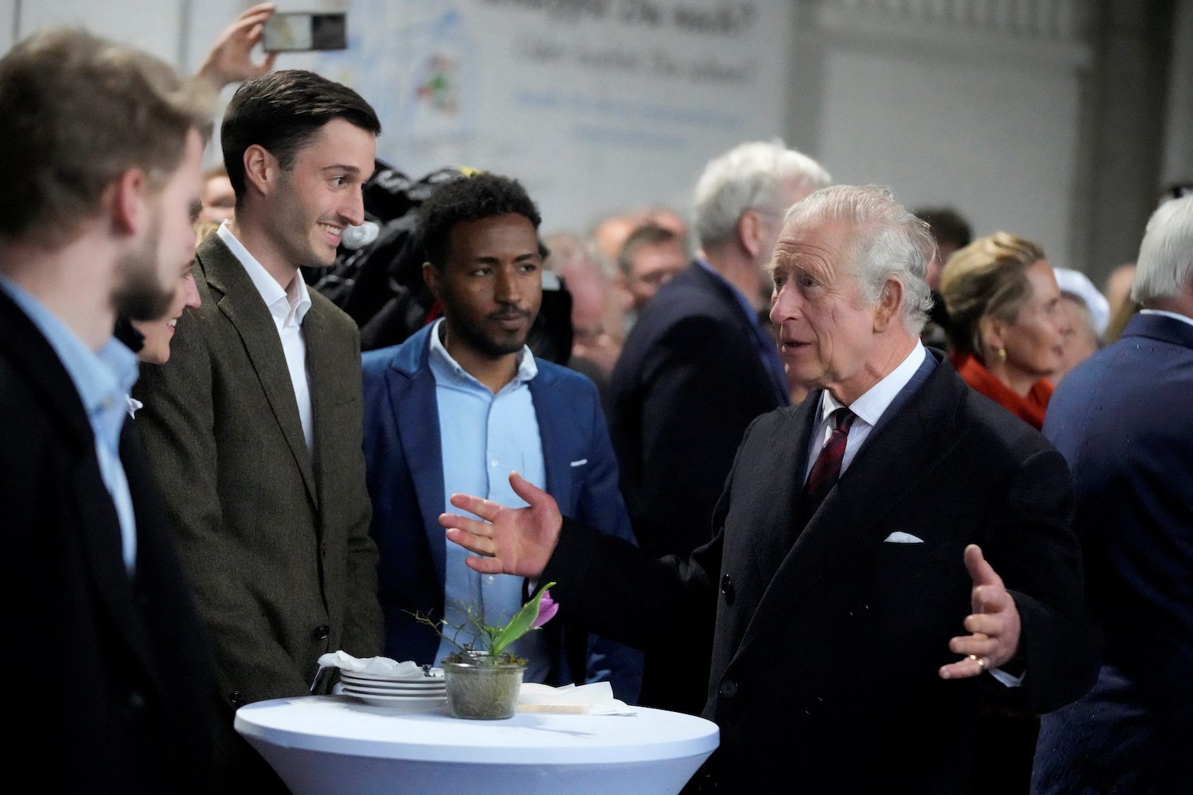 King Charles lauds unity on Ukraine war in bilingual Bundestag speech