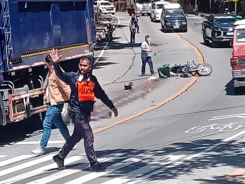Delivery rider in Baguio dies after colliding with truck