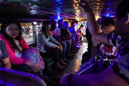 EXPLAINER: Why some transport groups support jeepney modernization