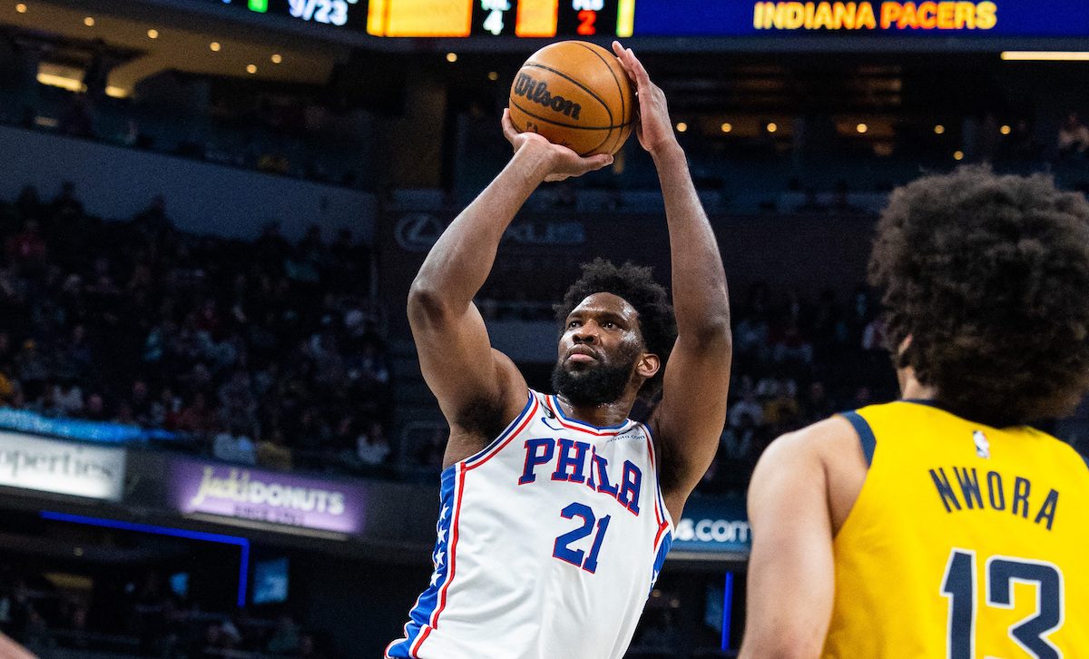 Embiid extends scoring streak as Sixers rout Pacers for 8th straight win