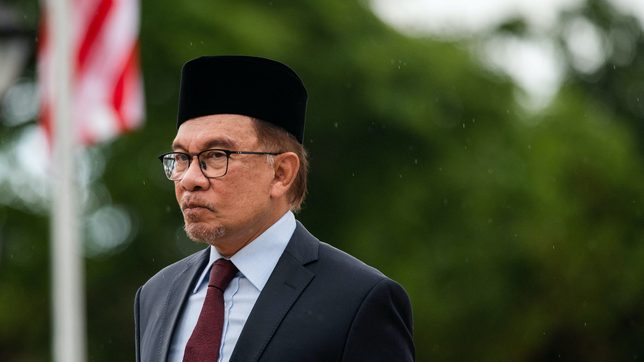 Malaysia seeks to decriminalize suicide attempts