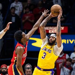 Record first half propels Lakers past Pelicans