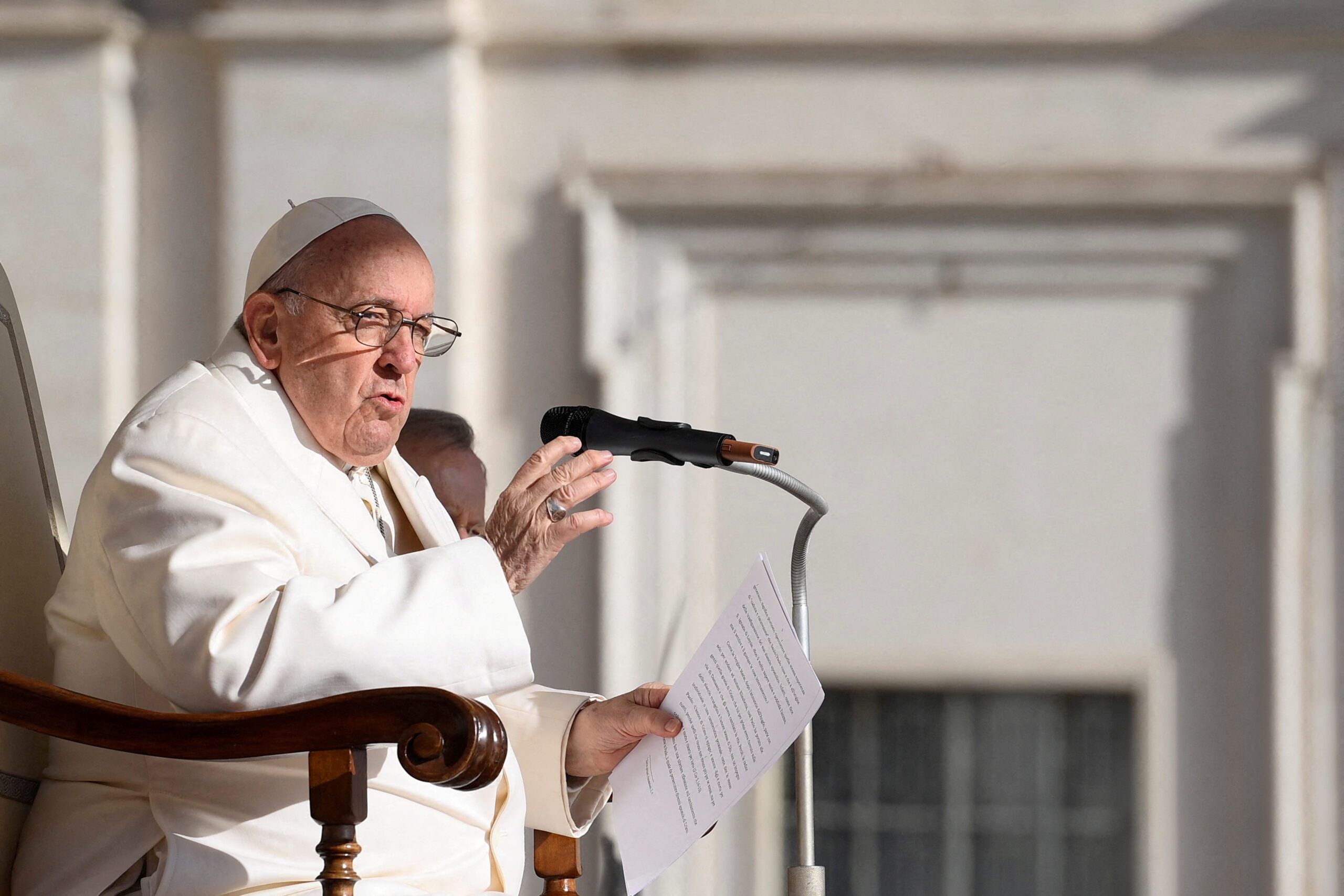 Pray for Pope Francis’ recovery, nuncio asks Filipinos