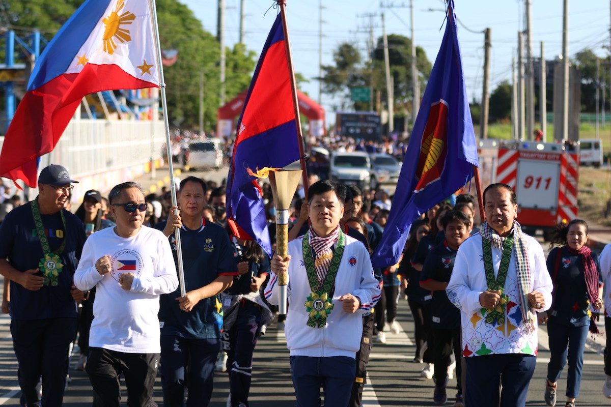 Philippines joins Cambodia SEA Games torch relay in Tagaytay
