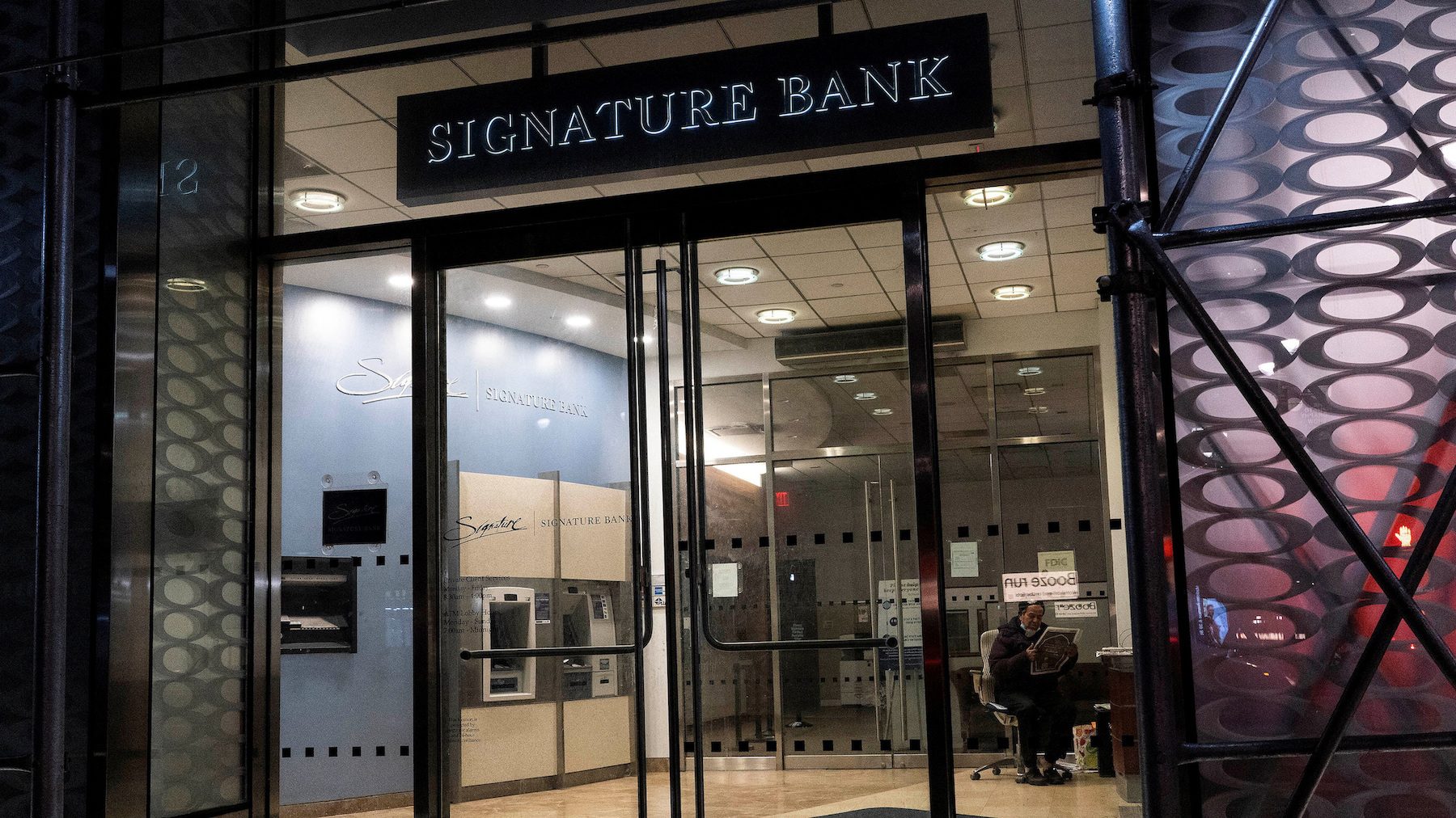 New York Community Bancorp unit to buy Signature Bank assets – FDIC
