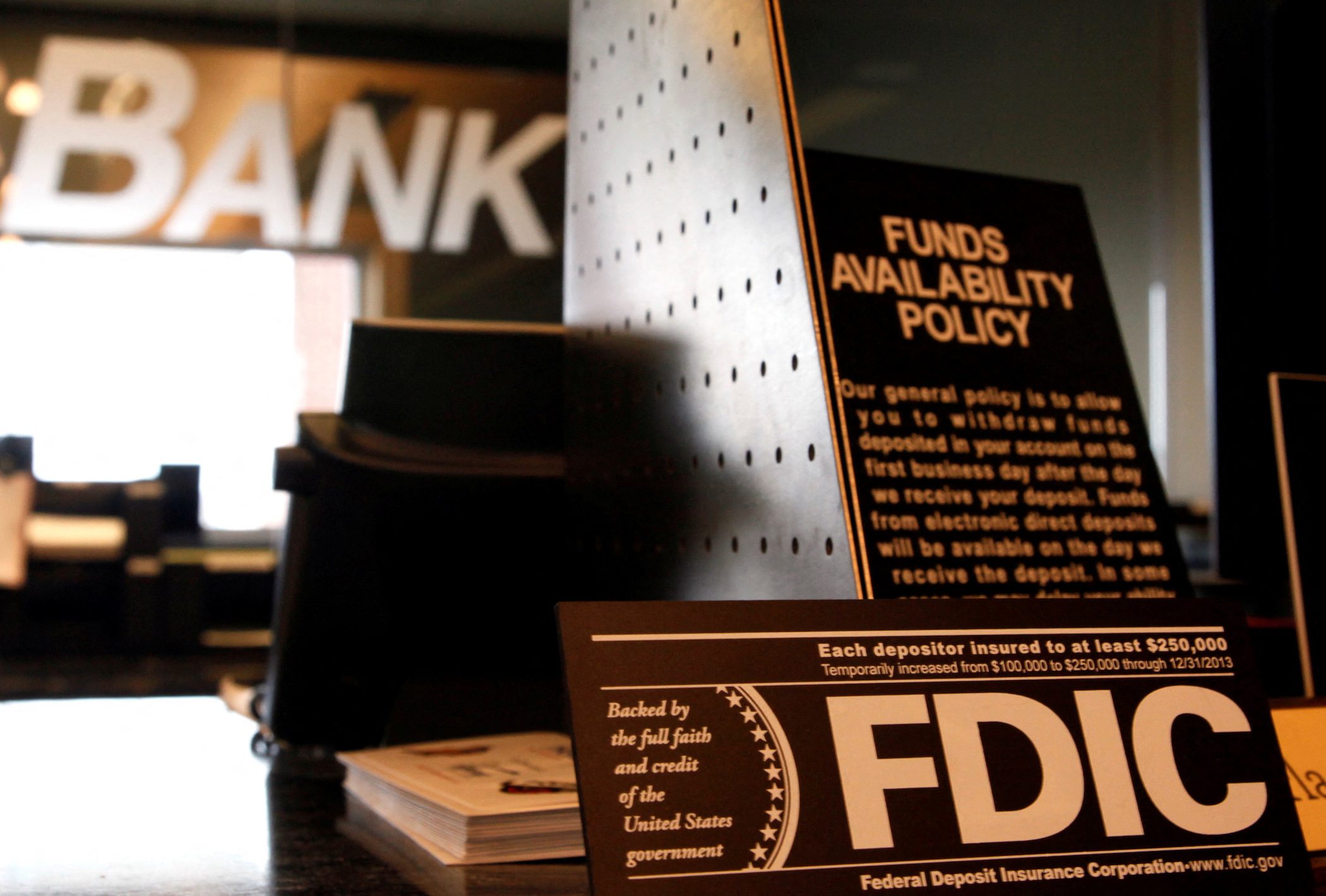 US FDIC sees merits of increasing backstop for business accounts