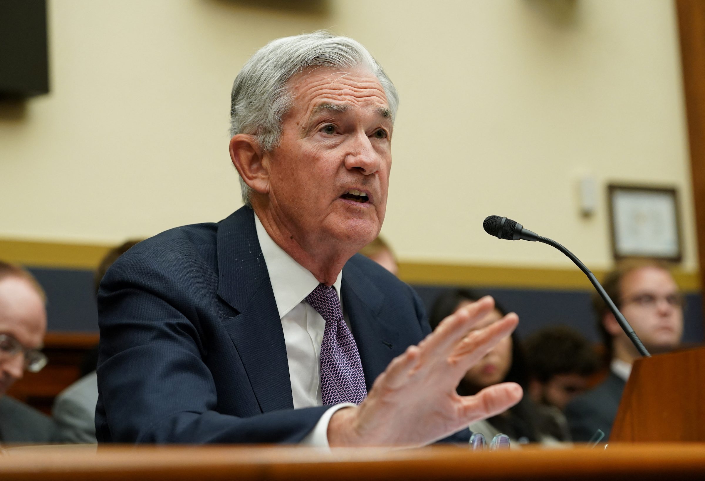 Fed still up in the air on whether to accelerate rate hikes, Powell says
