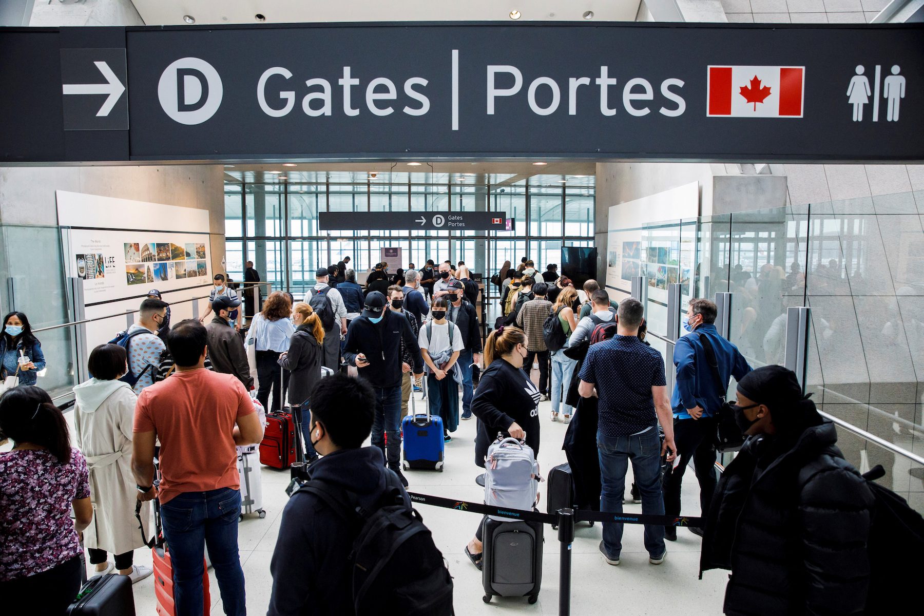 Canadian police investigating C$20 million gold heist at Toronto airport