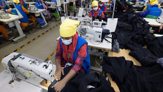 How to fix the carbon crisis in fast fashion