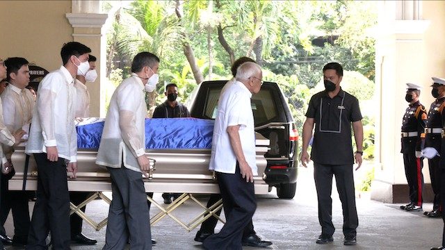 Former foreign secretary Albert del Rosario laid to rest