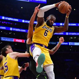 Lakers slip past Wolves in OT, grab West’s No. 7 seed