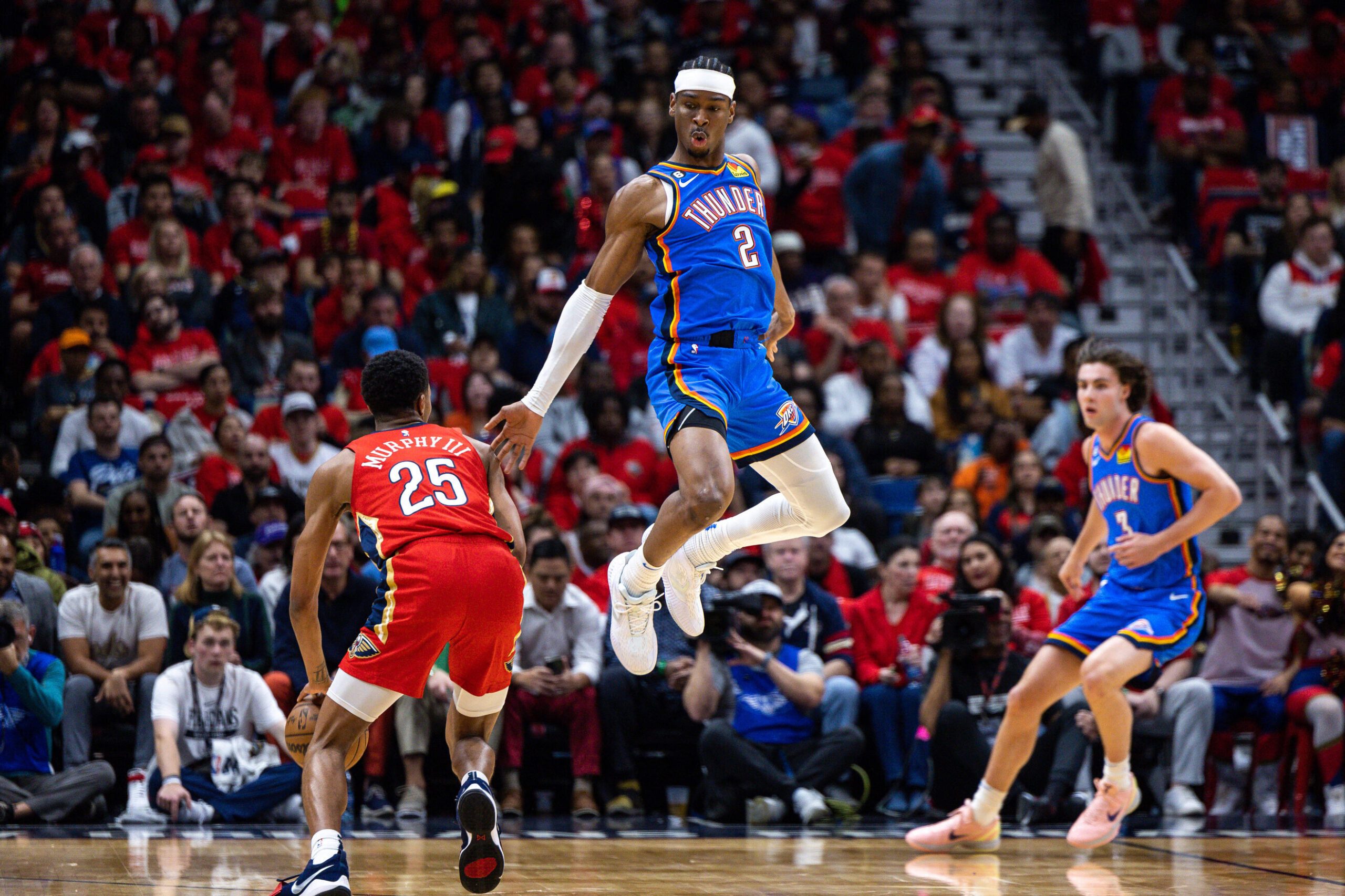 Thunder oust Zion-less Pelicans, move on to face Wolves