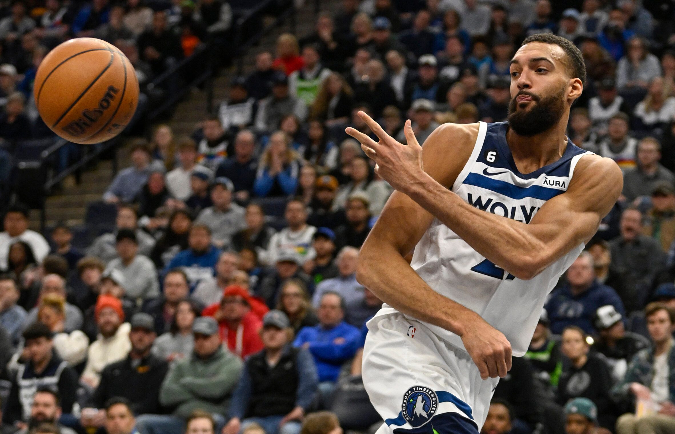 Rudy Gobert uncertain for Wolves play-in game vs Thunder pic