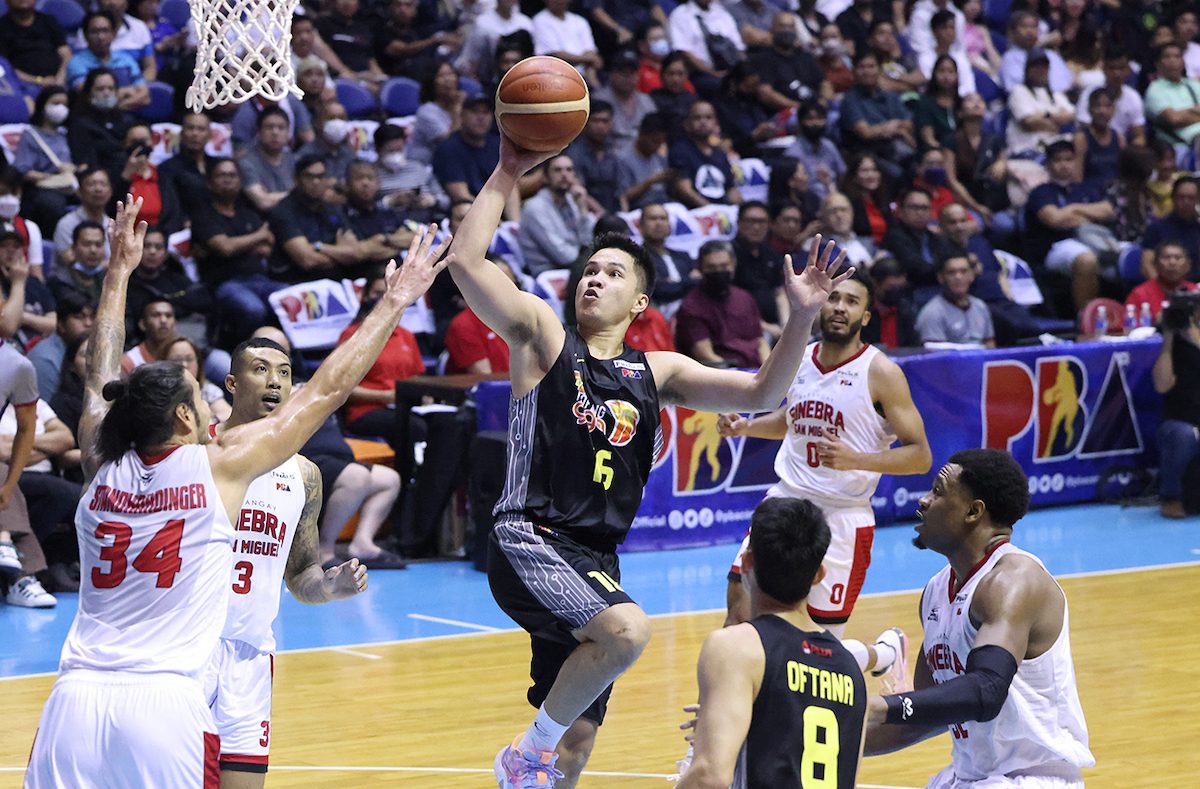 Pogoy returns to deadly form after dismal Game 1 performance