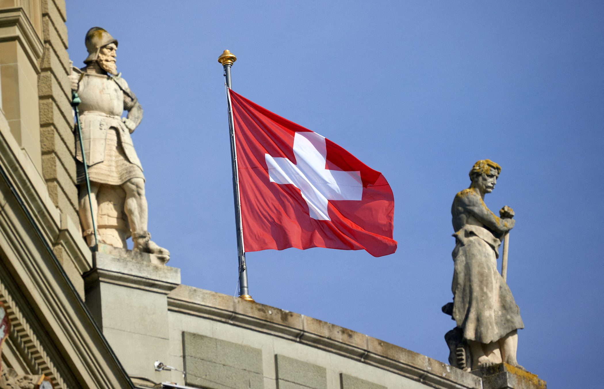 Swiss government reiterates financial commitment to Credit Suisse deal