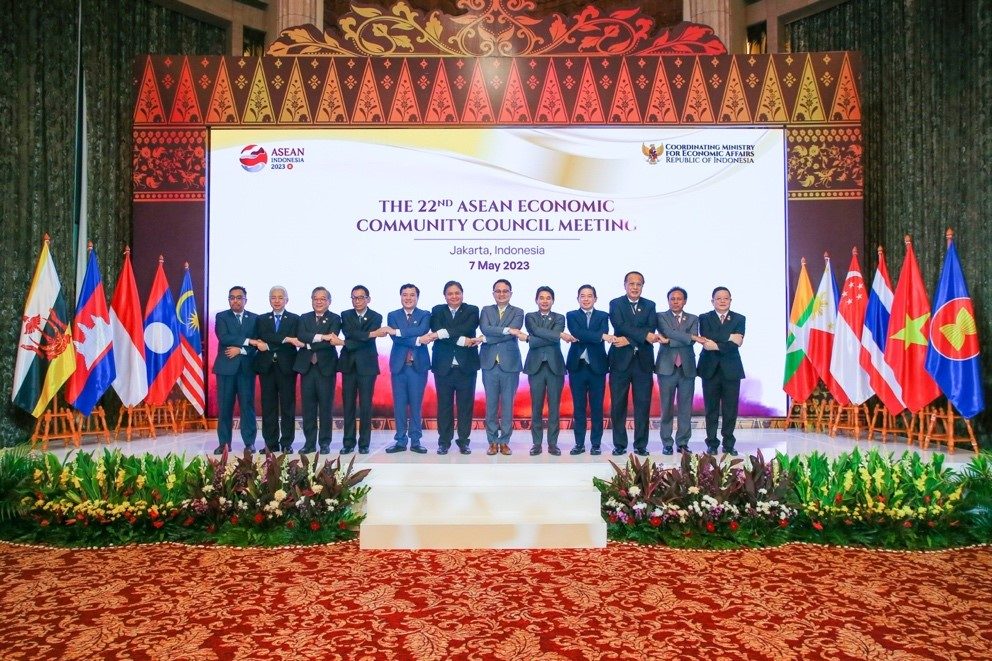 ASEAN economic ministers solidify push for e-vehicle pact