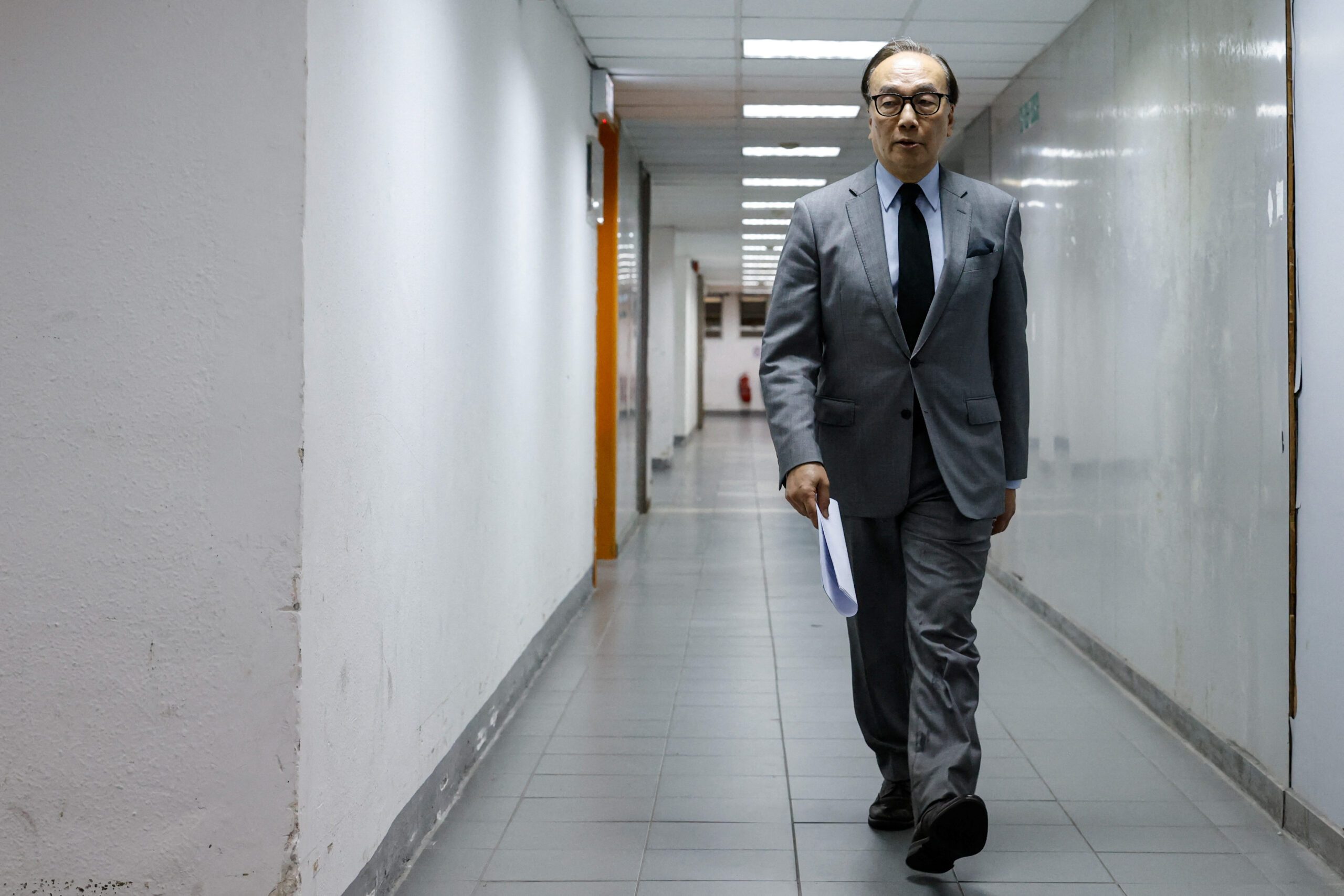 Major Hong Kong democratic party disbands amid China security clampdown