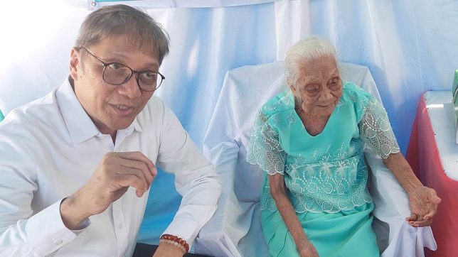 Gov’t eyes Guinness application for 123-year-old woman in Kalibo
