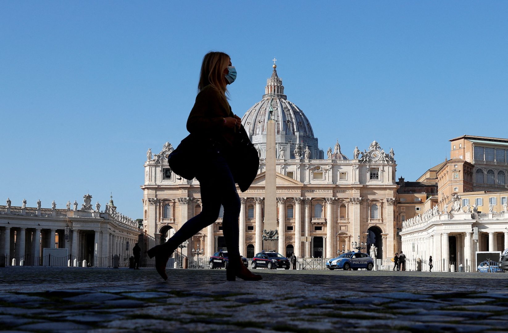 Vatican chastises bishops who stoke division on social media