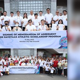 Navotas gives scholarships to 108 student athletes