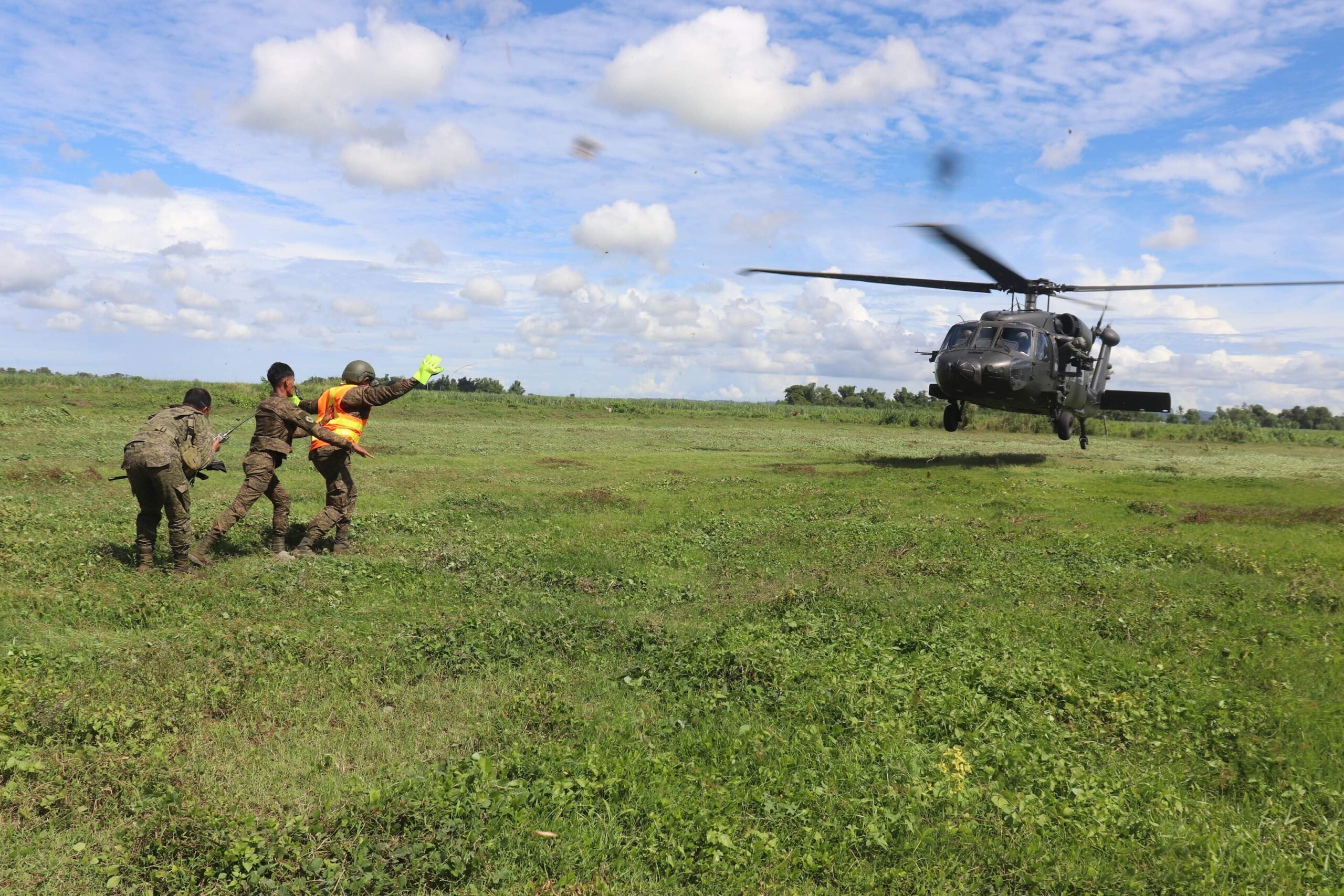 Air support boosts military in clashes against Negros island communist rebels
