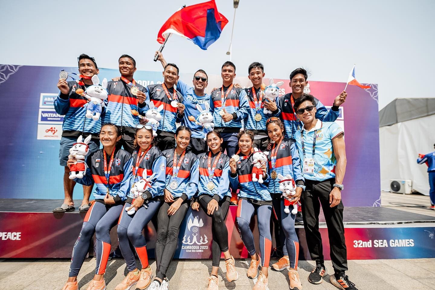 Inside the golden campaign of the PH obstacle course racing team