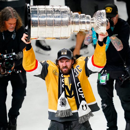 Vegas hits jackpot, beats Florida to win first-ever Stanley Cup
