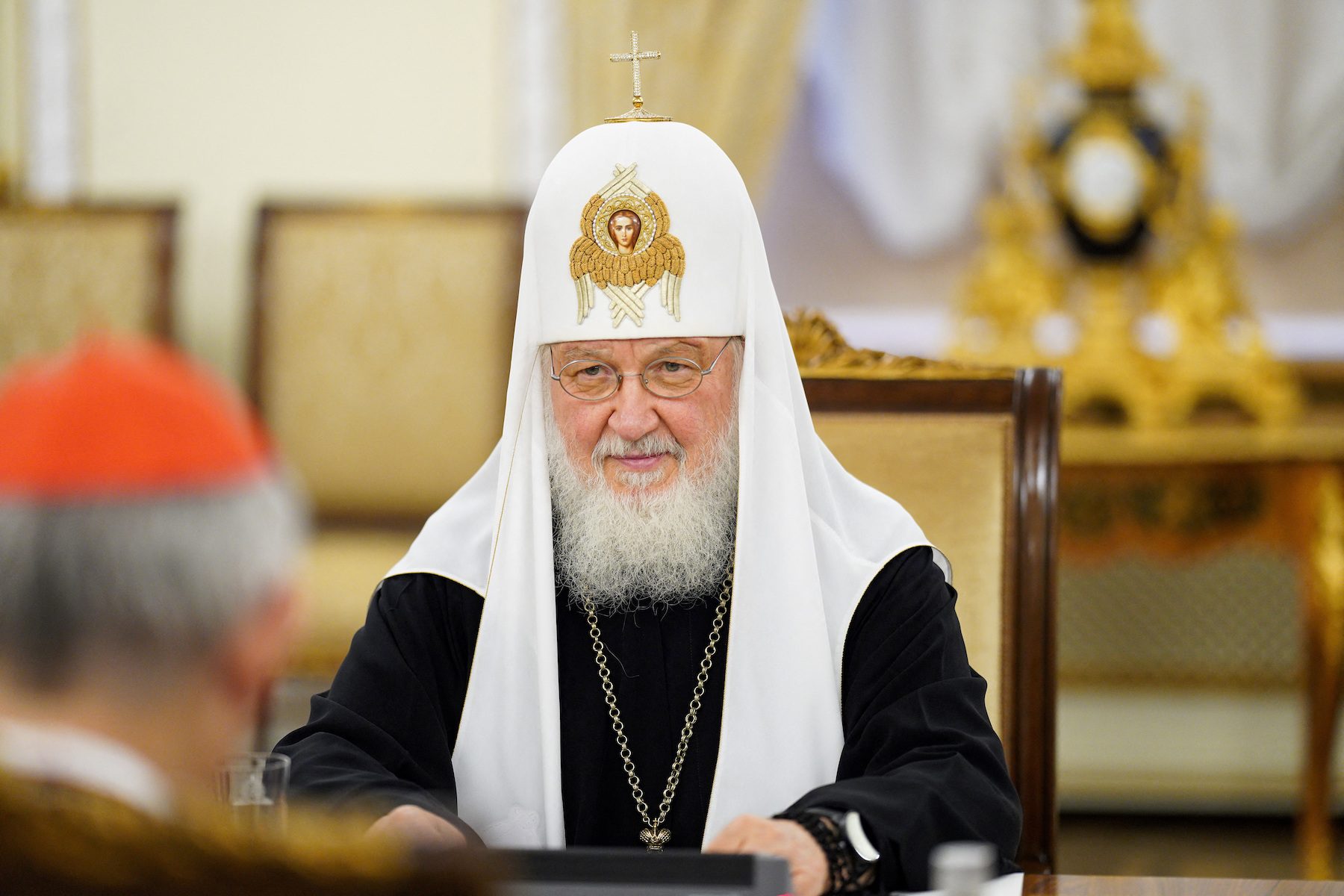 Russian patriarch tells papal envoy their Churches should work together for peace