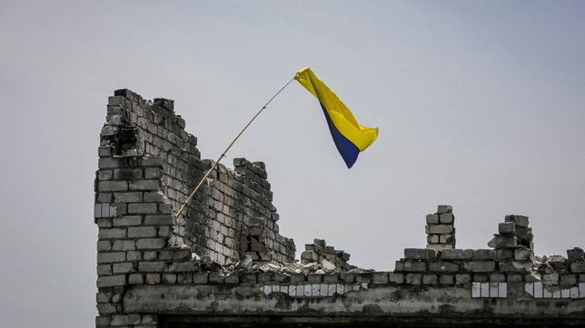 Ukraine bondholders poised to form creditor group for $20-billion debt talks, sources say