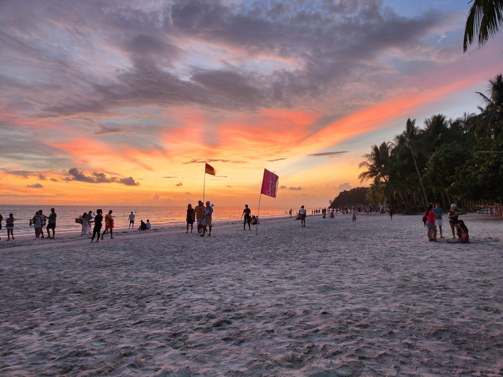 Boracay hits the million-tourist mark faster than in 2022