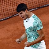 Wrecking ball Alcaraz swings into French Open quarterfinals