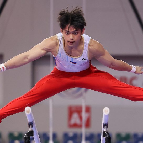 Big bounce back as Carlos Yulo reaches vault, parallel bars finals in Doha World Cup
