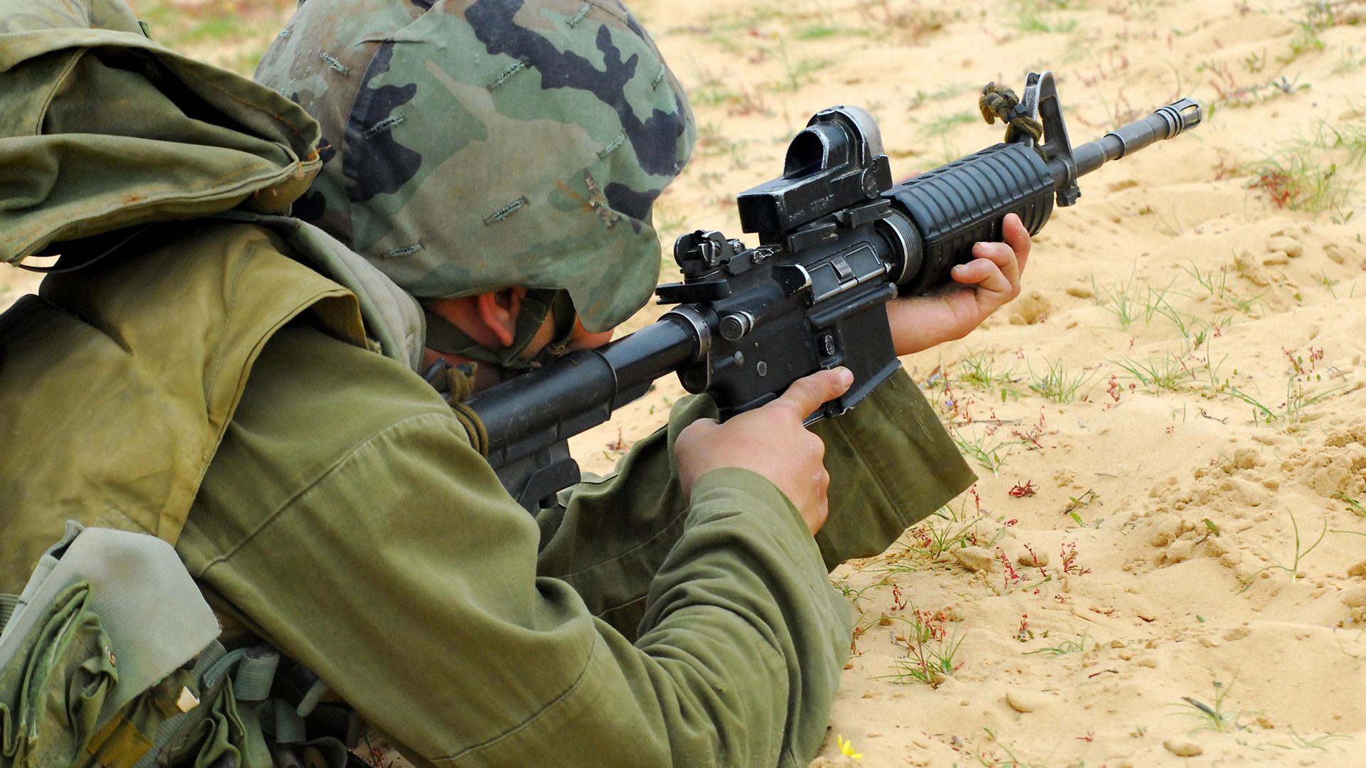 3 Israeli soldiers, Egyptian officer killed in border gunfire incident